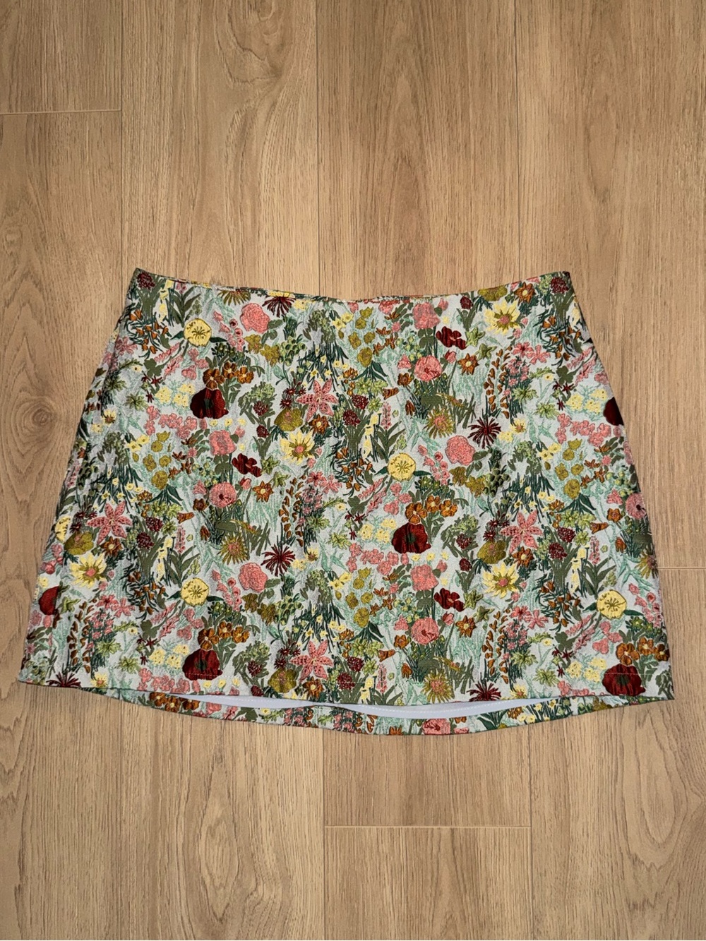 Jacquard‎ Mid-Rise Floral Zipper Mini Skirt